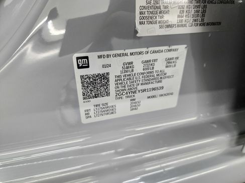 Used 2024 Chevrolet Silverado 2500 LT w/ All Star Edition image 68