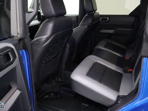 Used 2022 Ford Bronco Black Diamond image 25