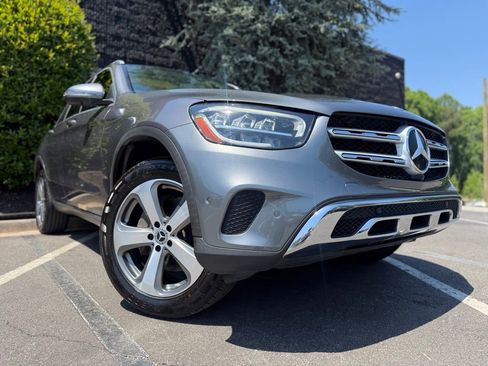 Used 2020 Mercedes-Benz GLC 300 w/ Parking Assistance Package image 8