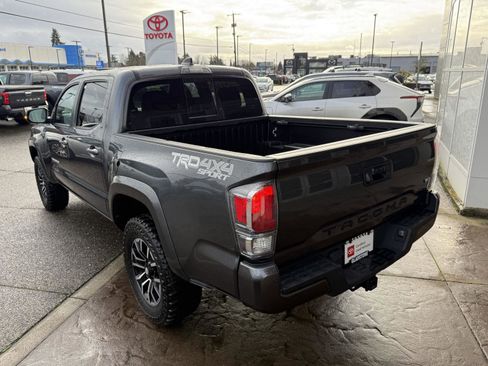 Certified 2023 Toyota Tacoma TRD Sport image 4