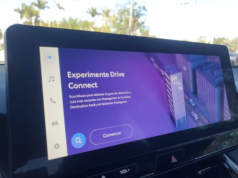 Certified 2024 Toyota Venza XLE image 27