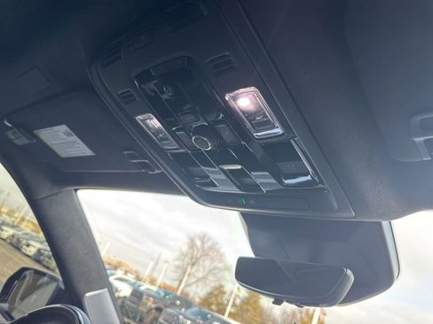 Used 2026 Cadillac Escalade Platinum Sport w/ LPO, ONYX Package image 40