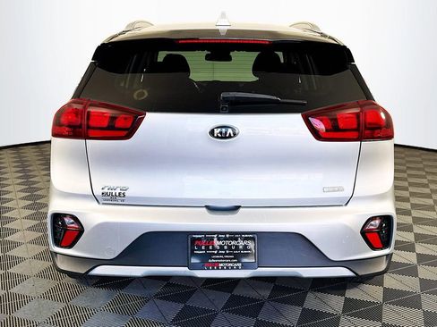 Used 2020 Kia Niro LXS FWD image 6