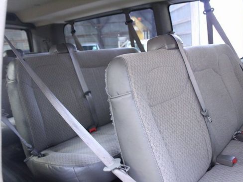 Used 2016 Chevrolet Express 3500 LT w/ LT Preferred Equipment Group image 7