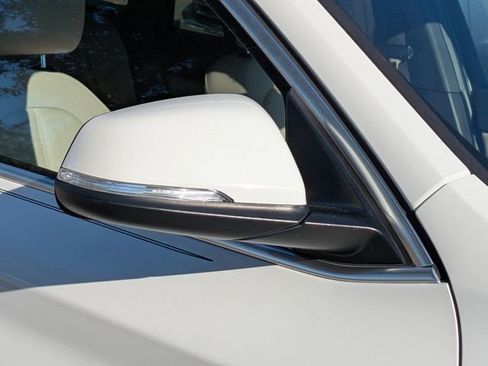 Used 2018 BMW X1 sDrive28i image 11