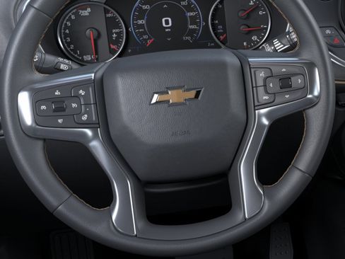 Used 2024 Chevrolet Blazer Premier AWD/4WD image 19