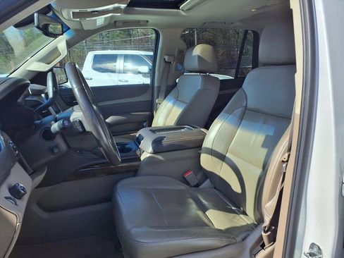 Used 2016 Chevrolet Tahoe LT w/ Luxury Package image 11