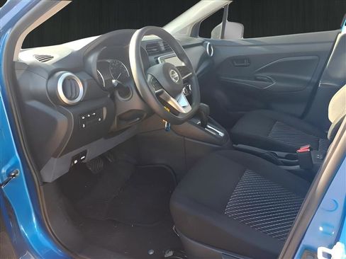 Used 2022 Nissan Versa S image 18