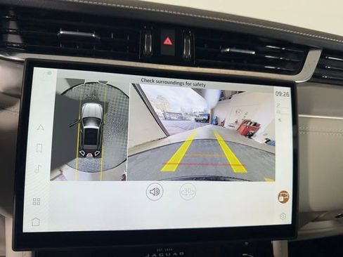 Used 2025 Jaguar F-PACE R-Dynamic S image 20