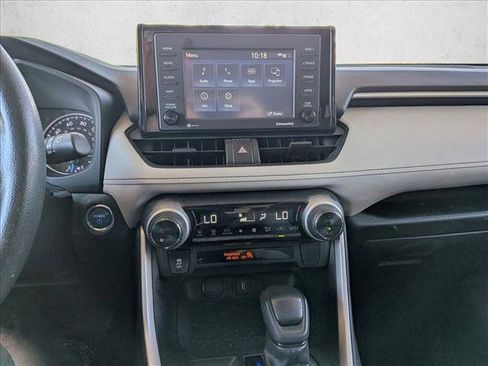 Used 2020 Toyota RAV4 XLE w/ Convenience Package AWD/4WD image 12