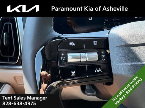 New 2026 Kia Sorento S w/ S Panoramic Sunroof Package FWD image 28