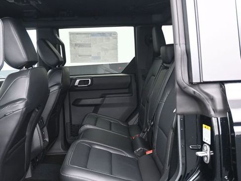 New 2025 Ford Bronco Outer Banks image 5