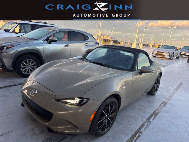 Used 2024 MAZDA MX-5 Miata Grand Touring RWD image 1