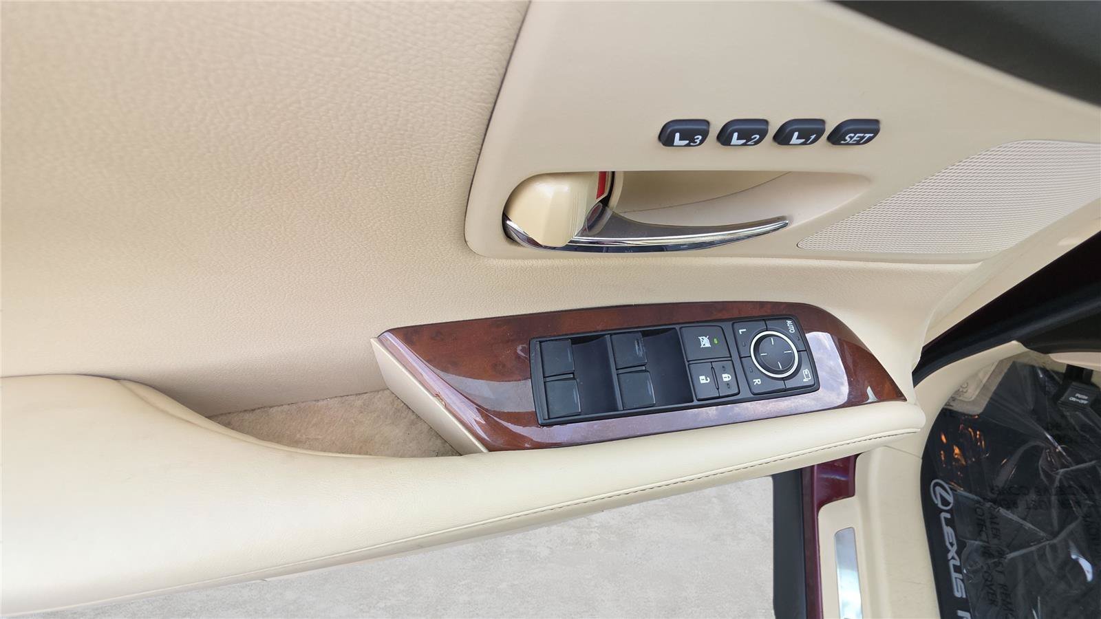 Used 2013 Lexus RX 350 AWD w/ Navigation Pkg image 9