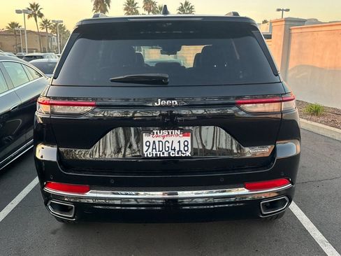 Used 2022 Jeep Grand Cherokee Overland w/ Luxury Tech Group IV image 6