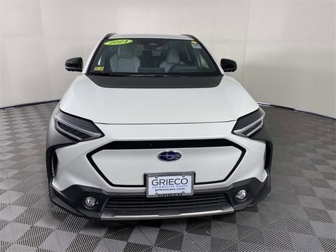 Used 2024 Subaru Solterra Limited image 3