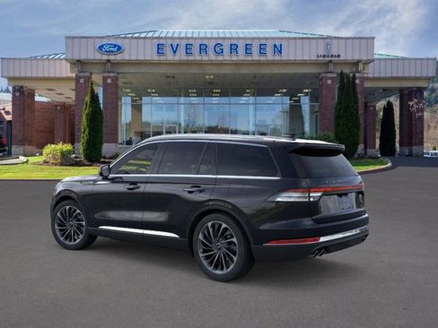 New 2026 Lincoln Aviator Reserve w/ Luxury Package AWD/4WD image 4