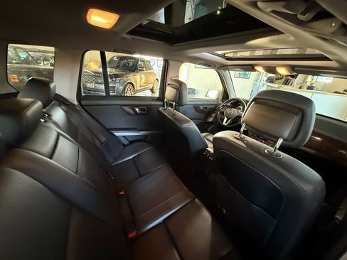 Used 2013 Mercedes-Benz GLK 350 4MATIC image 18