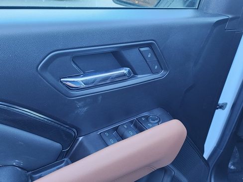 New 2026 GMC Canyon AT4 image 14