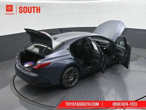 Used 2026 Toyota Camry XLE image 47