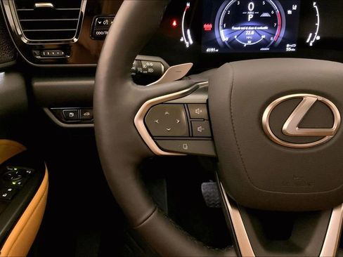 Used 2025 Lexus NX 350 AWD w/ Accessory Package (2T) image 18