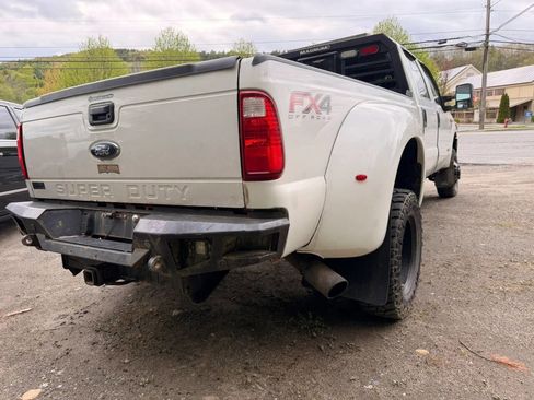 Used 2005 Ford F350 Lariat AWD/4WD image 6