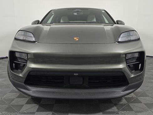 New 2026 Porsche Macan 4S Electric AWD/4WD image 10