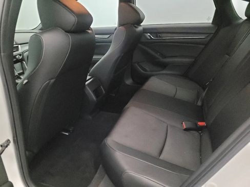Used 2019 Honda Accord Sport image 18