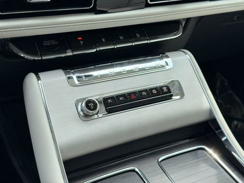 New 2026 Lincoln Aviator Reserve AWD/4WD image 31