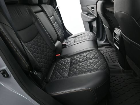 Used 2022 Nissan Murano Platinum w/ Cargo Package FWD image 9