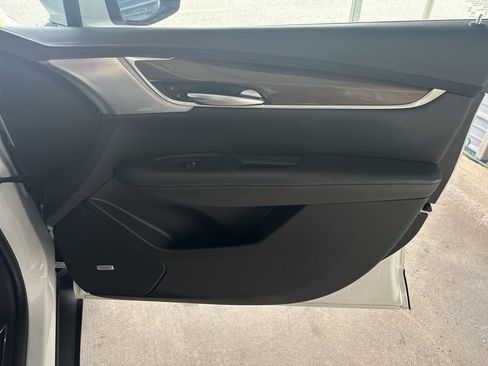 Certified 2023 Cadillac XT5 Sportv w/ Platinum Package image 45