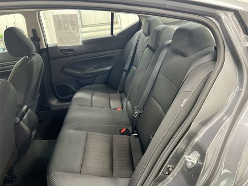 Used 2024 Nissan Altima 2.5 SV image 22