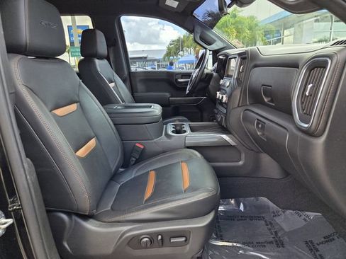 Used 2020 GMC Sierra 1500 AT4 w/ AT4 Premium Package AWD/4WD image 21