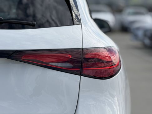 New 2026 Mercedes-Benz GLC 300 GLC 300 image 10