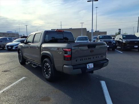 Used 2023 Nissan Frontier Pro-X w/ Tow Package image 3