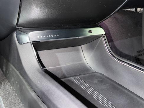 New 2026 Cadillac Lyriq Sport AWD/4WD image 31