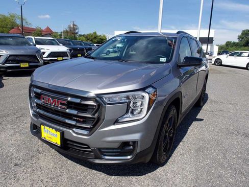 Certified 2024 GMC Terrain AT4 AWD/4WD image 1