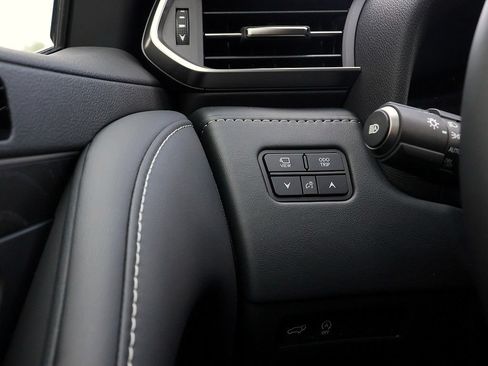 New 2026 Lexus LX 600 4WD w/ Appearance Package image 28
