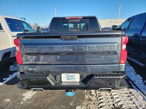 Used 2020 Chevrolet Silverado 1500 LT Trail Boss image 4