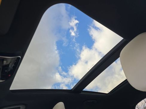 New 2026 Mercedes-Benz GLC 300 4MATIC image 3