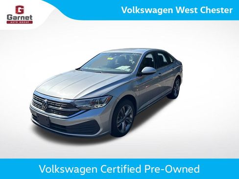 Used 2023 Volkswagen Jetta SE FWD image 1