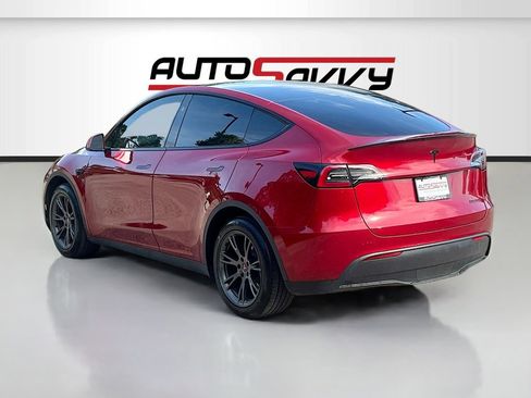 Used 2025 Tesla Model Y Long Range RWD image 5