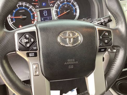 Used 2014 Toyota 4Runner Limited AWD/4WD image 33