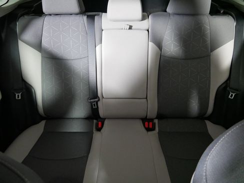 Used 2023 Toyota RAV4 XLE image 13