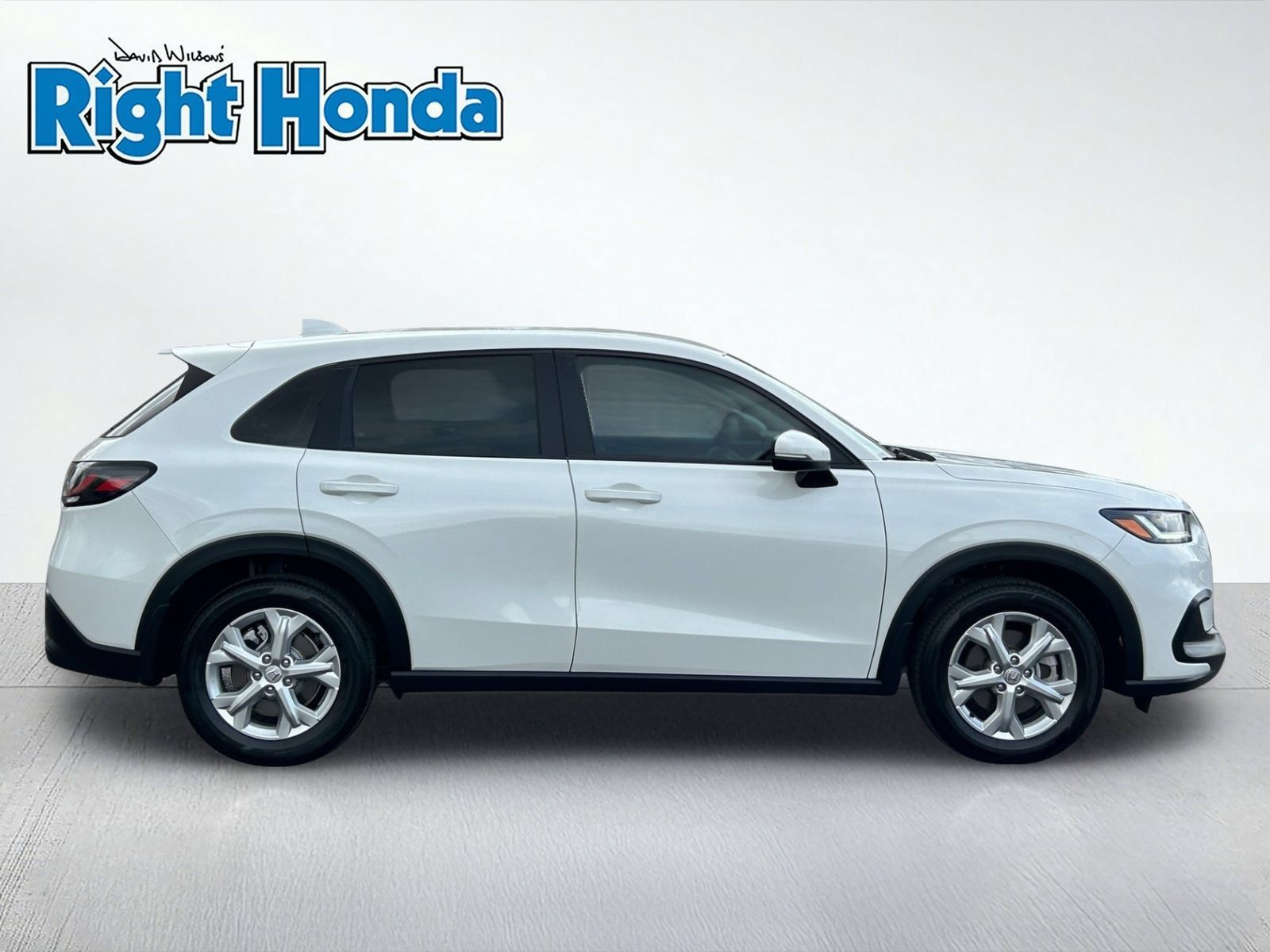 Certified 2023 Honda HR-V LX image 7