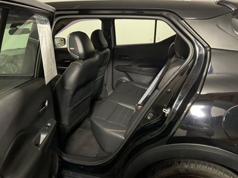 Used 2020 Nissan Kicks SR w/ SR Premium Package image 30