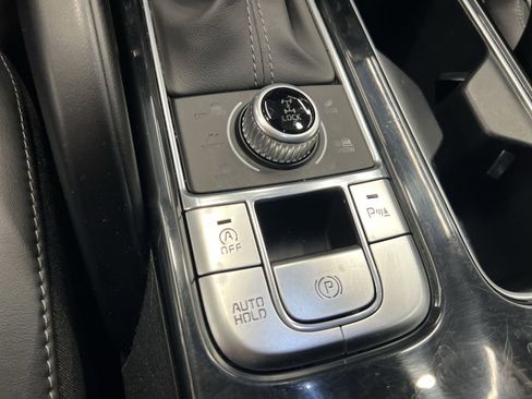 Used 2025 Kia Telluride S AWD/4WD image 30