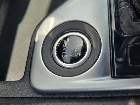 Used 2023 Nissan Sentra SV FWD image 32