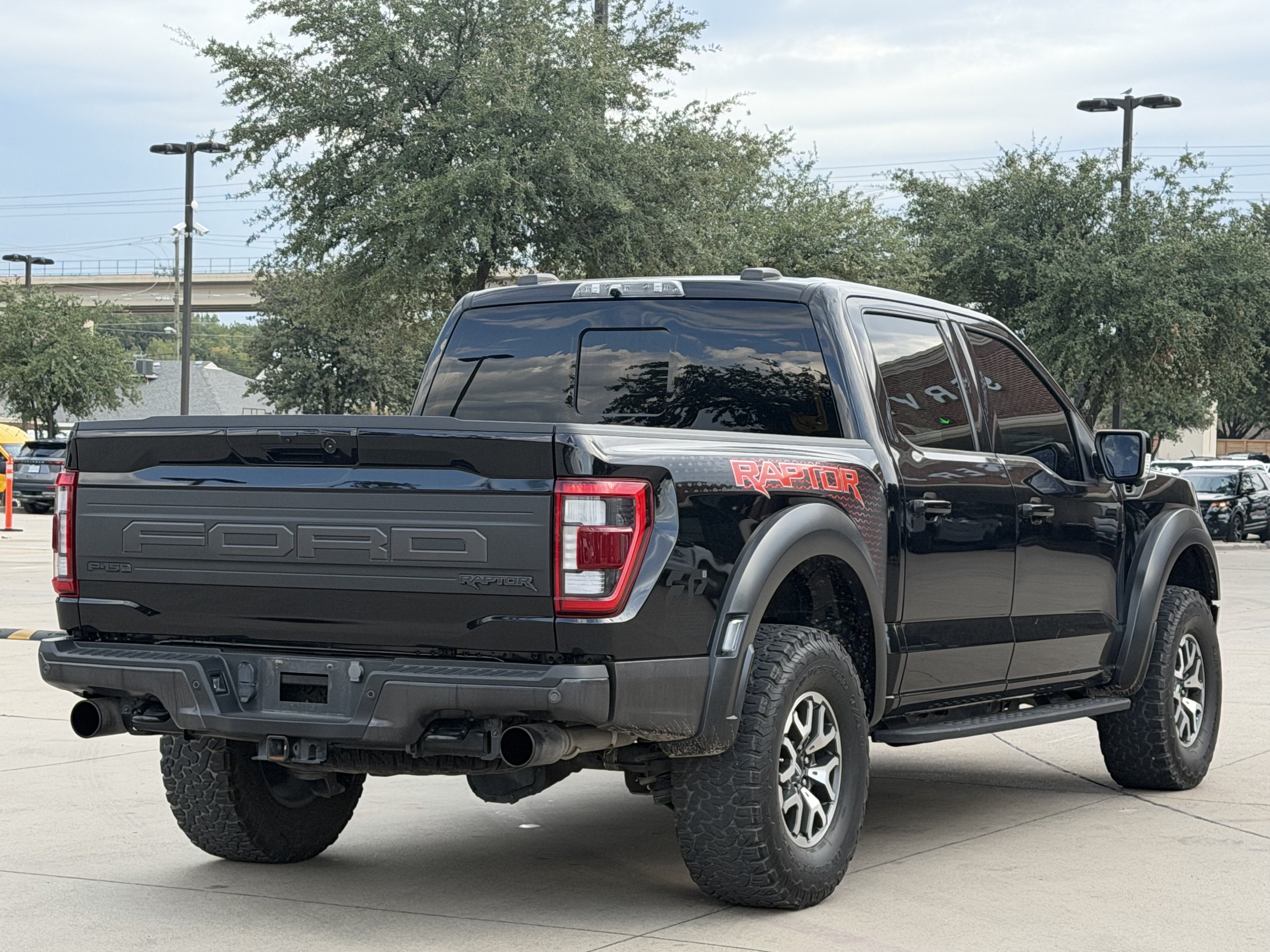 Used 2023 Ford F150 Raptor AWD/4WD image 4
