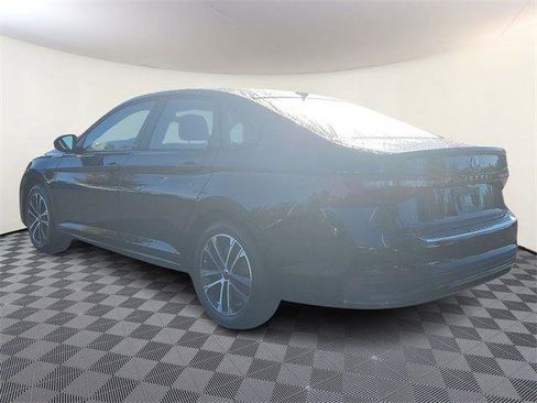 New 2025 Volkswagen Jetta Sport image 4